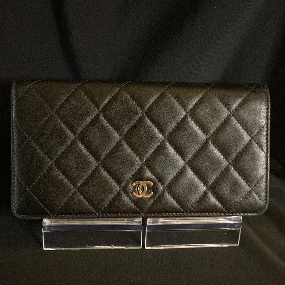 Chanel Black Lambskin Classic Wallet